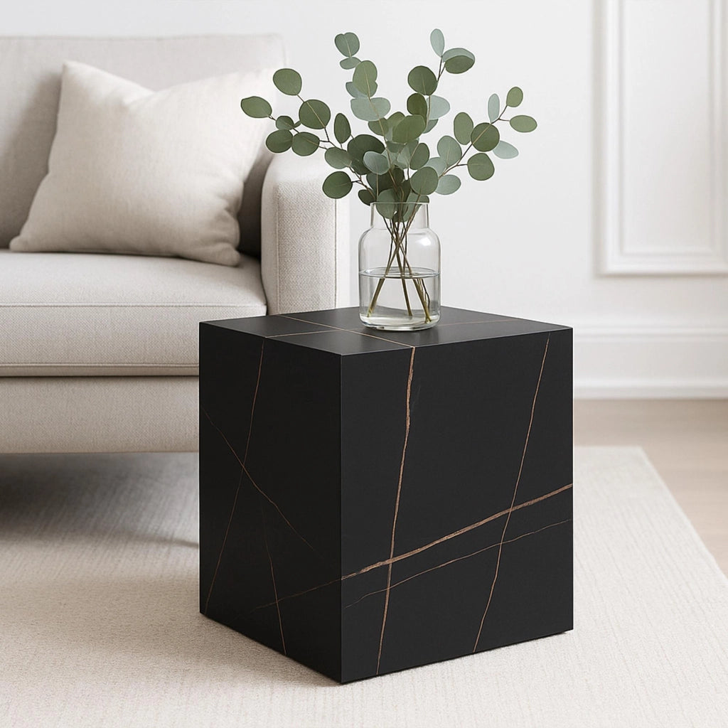 Tavolino Ellelu a Forma di Cubo 45 x 40 x 40 cm - Effetto Marmo Nero [en.casa]
