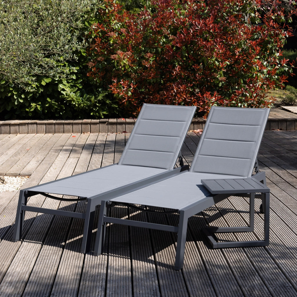 Set di 2 lettini BARBADOS in textilene grigio eTavolino - alluminio grigio antracite