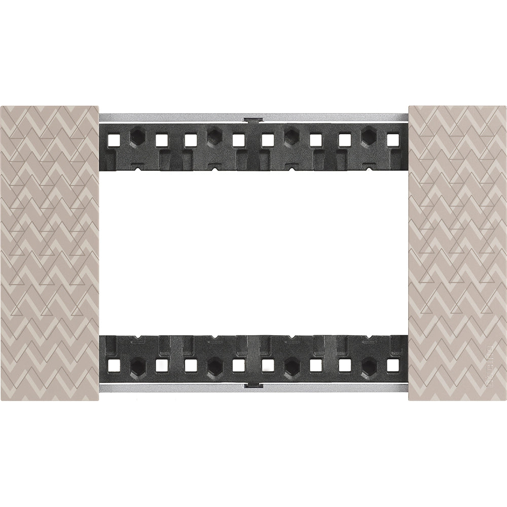 Bticino Living NOW Placca 504 4P Moduli OPTIC KA4804MM