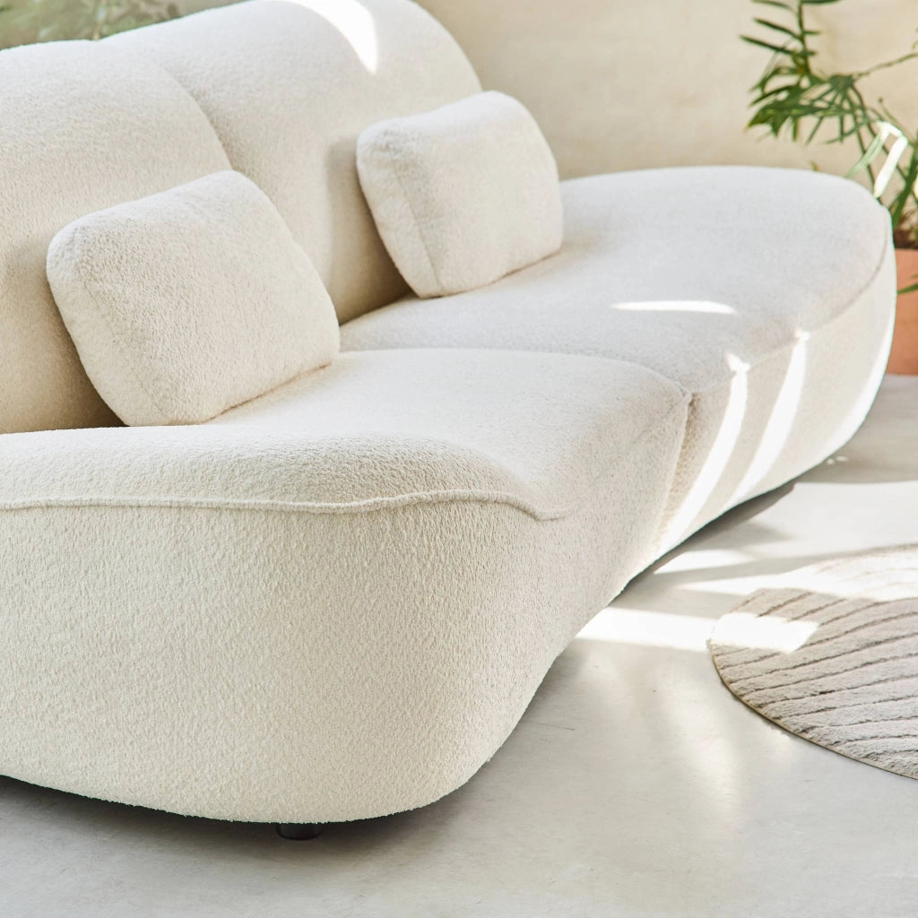 Divano in tessuto bouclé, 3 posti, crema