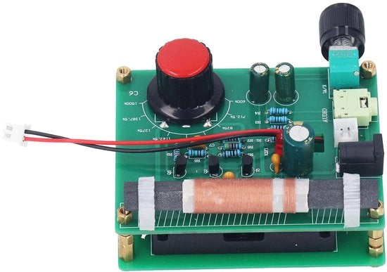 Radio Trasmettitore Portatile - AM/FM Raggio di Frequenza 600-1500 KHz - Collegamento Altoparlante 3,5mm - Progettazione Compatta - Alimentazione 5-12V - Qualità Elevata - Trasmettitore