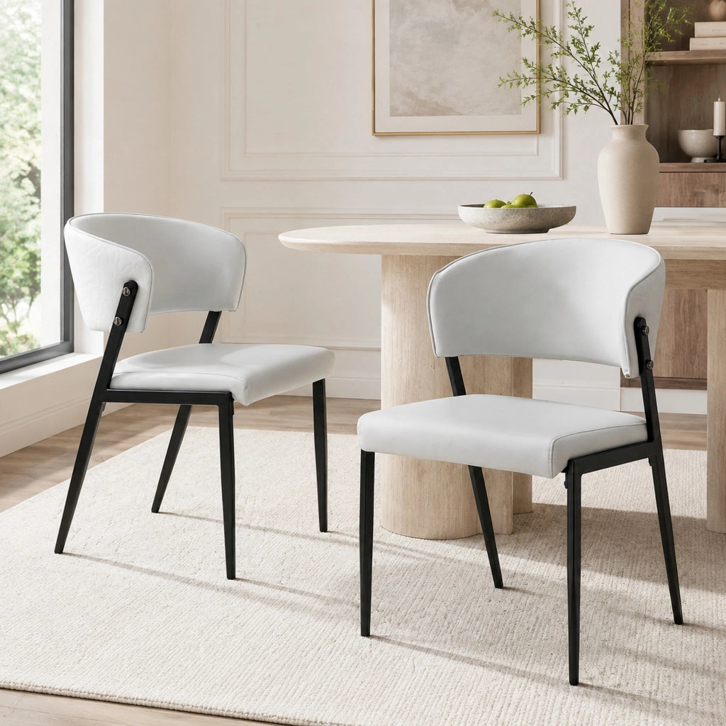 Set di 2 sedie da pranzo con schienale curvo e protezioni antiscivolo in PU grigio chiaro