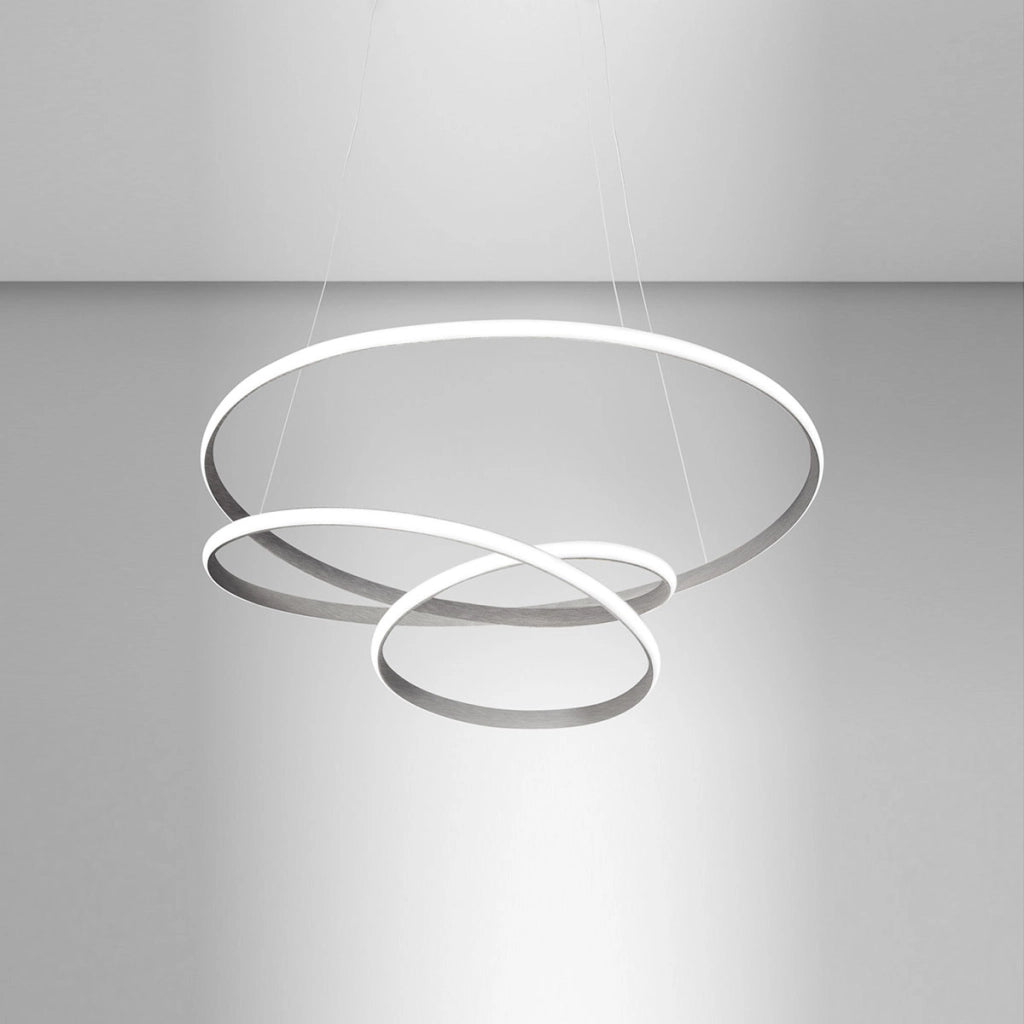 Diva - Lampada a sospensione led 39W dimmerabile - Design moderno in alluminio titanio, luce calda 3000K, anelli intrecciati d.50cm