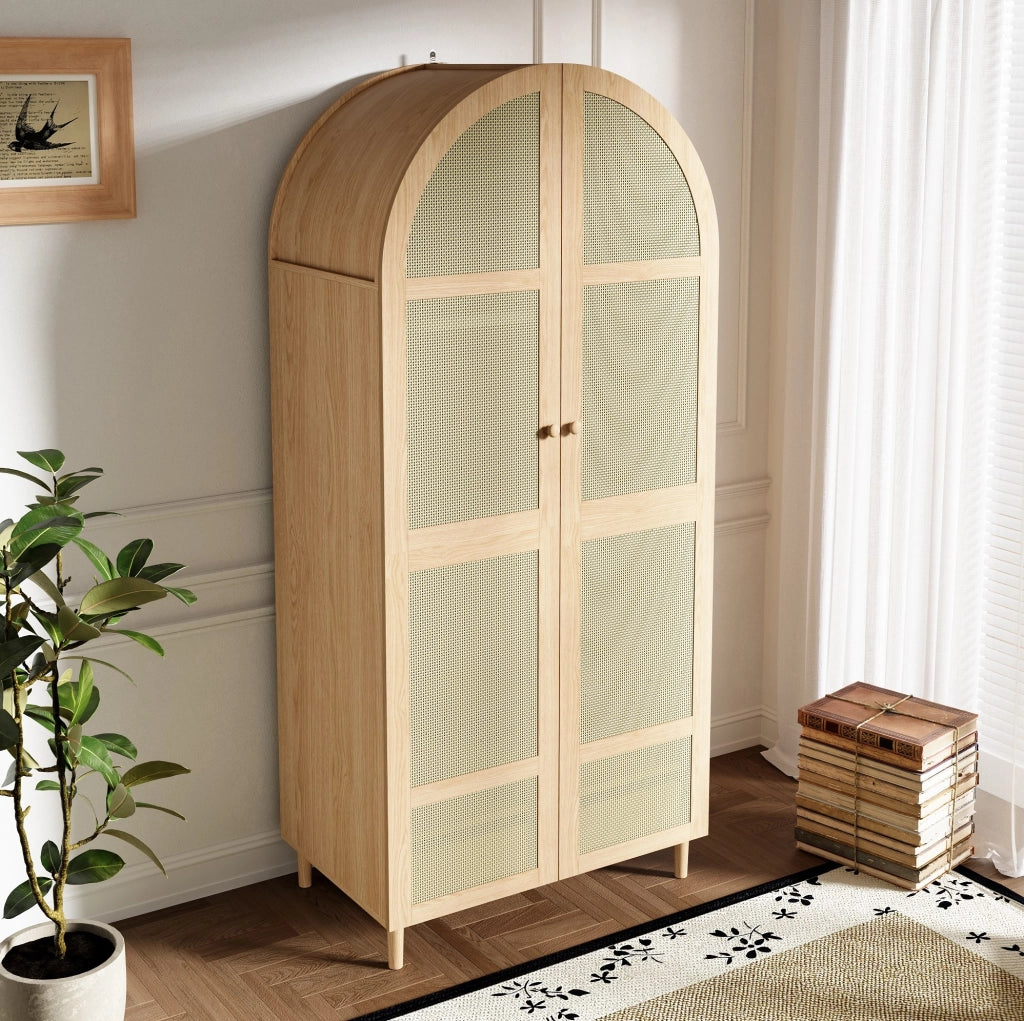 Armadio 80x50x179 cm con asta appendiabiti e cassetti; ante in rattan; gambe in legno; MDF e truciolare naturale
