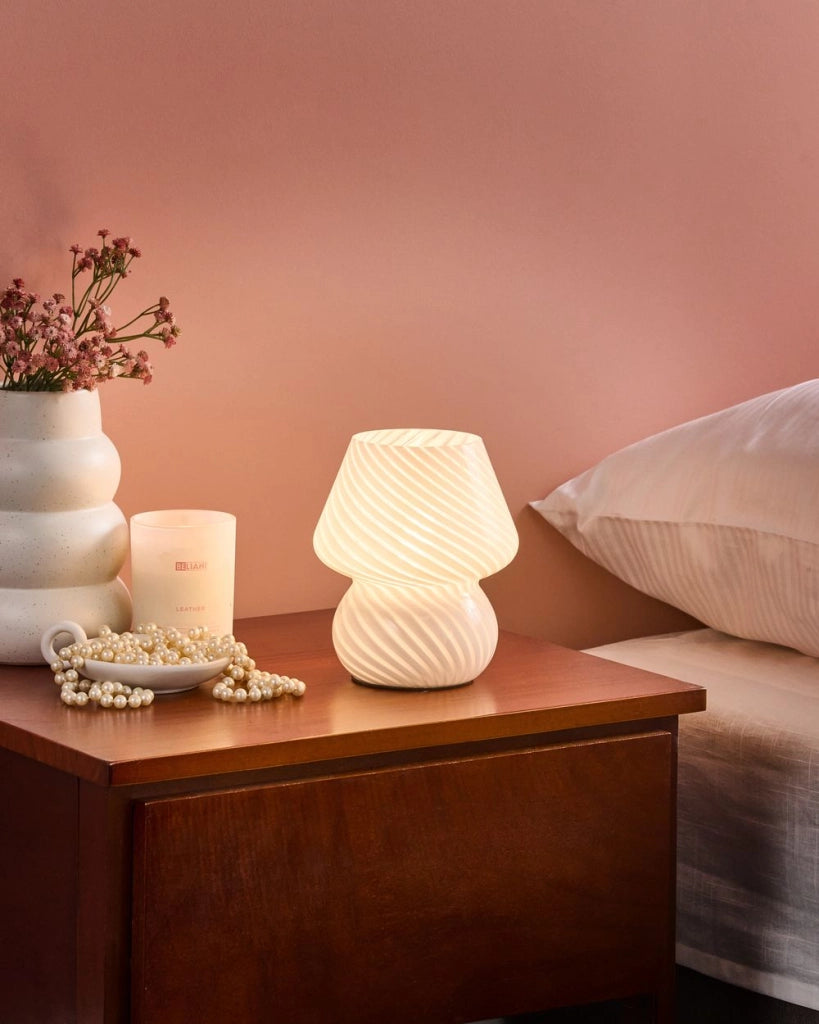 Lampada da tavolo da lettura in vetro bianco stile moderno