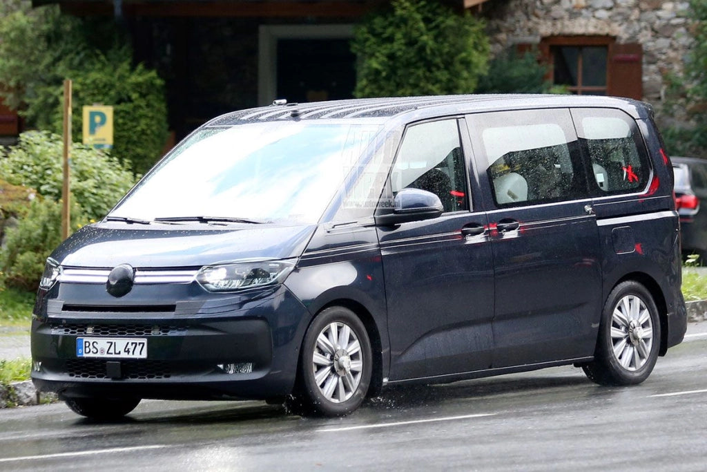 184B-437331 - Tappeto gomma baule - Volkswagen Transporter T7 Multivan 2 posti dal 2022- modello L1