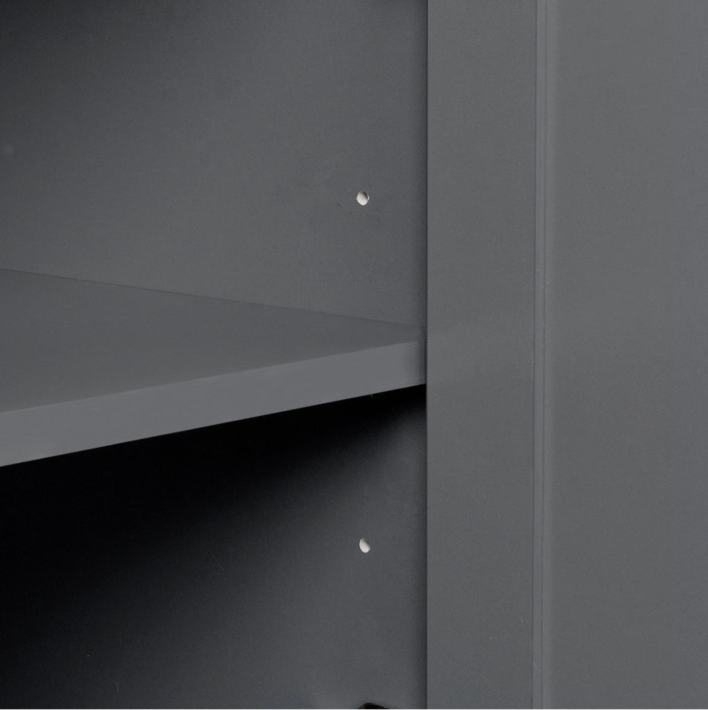 Credenza in MDF; 4 ante; 3 cassetti; ripiani regolabili; 160 x 37 x 75 cm; nero e grigio