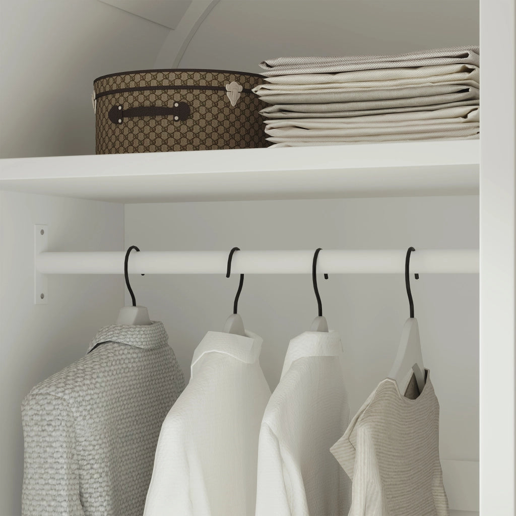 Armadio Bianco 80×50×180 cm con Ante Rattan; Design ad Arco; Barra Appendabiti e Cassetto per Camera da Letto