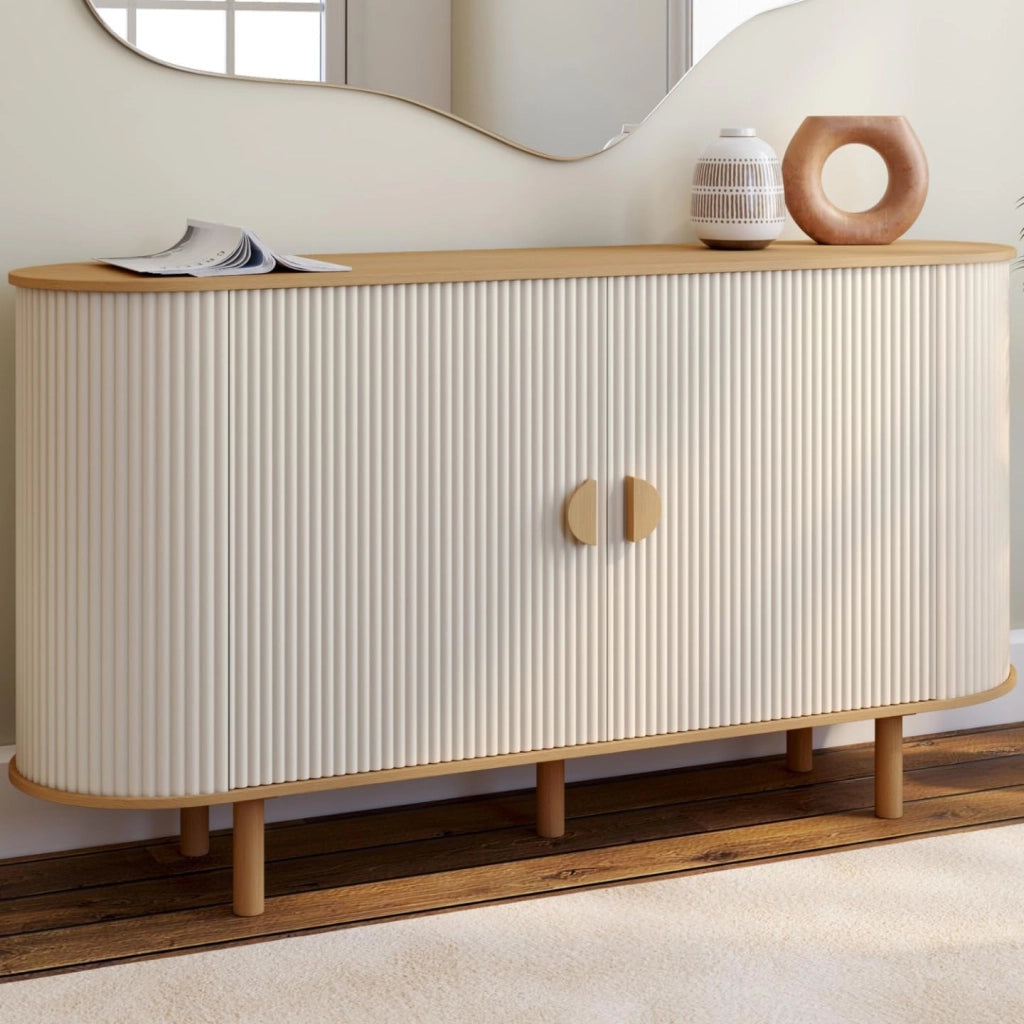 Credenza KANEL a 2 ante beige e legno effetto scanalato da 140 cm