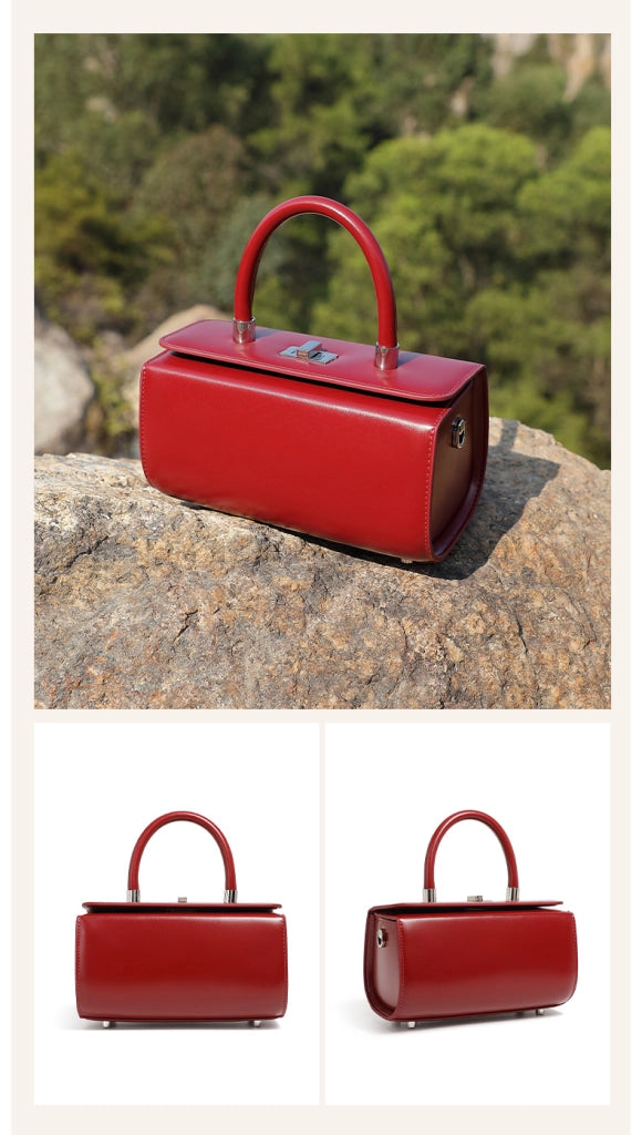 Borsa a tracolla da donna in vera pelle, semplice ed elegante, colore rosso.