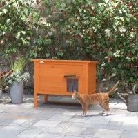 Casetta per Gatti da Esterno, Tana per Gatti, Resistente alle Intemperie, 1 Finestra, 1 Ingresso, 85 x 50 x 68.5 cm, Arancione