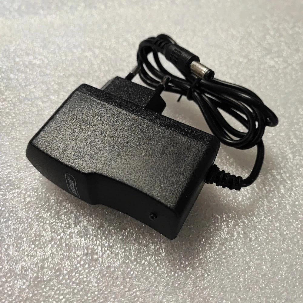 Trade Shop - Alimentatore Universale 220 V Ca A 5v Cc Adattatore Di Alimentazione 2a Q-dc303 -