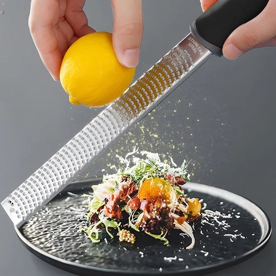 Raspante per formaggio in acciaio inossidabile - Raspa manuale - Raspante per agrumi - Raspa per cucina - Manico ergonomico - Manico antiscivolo