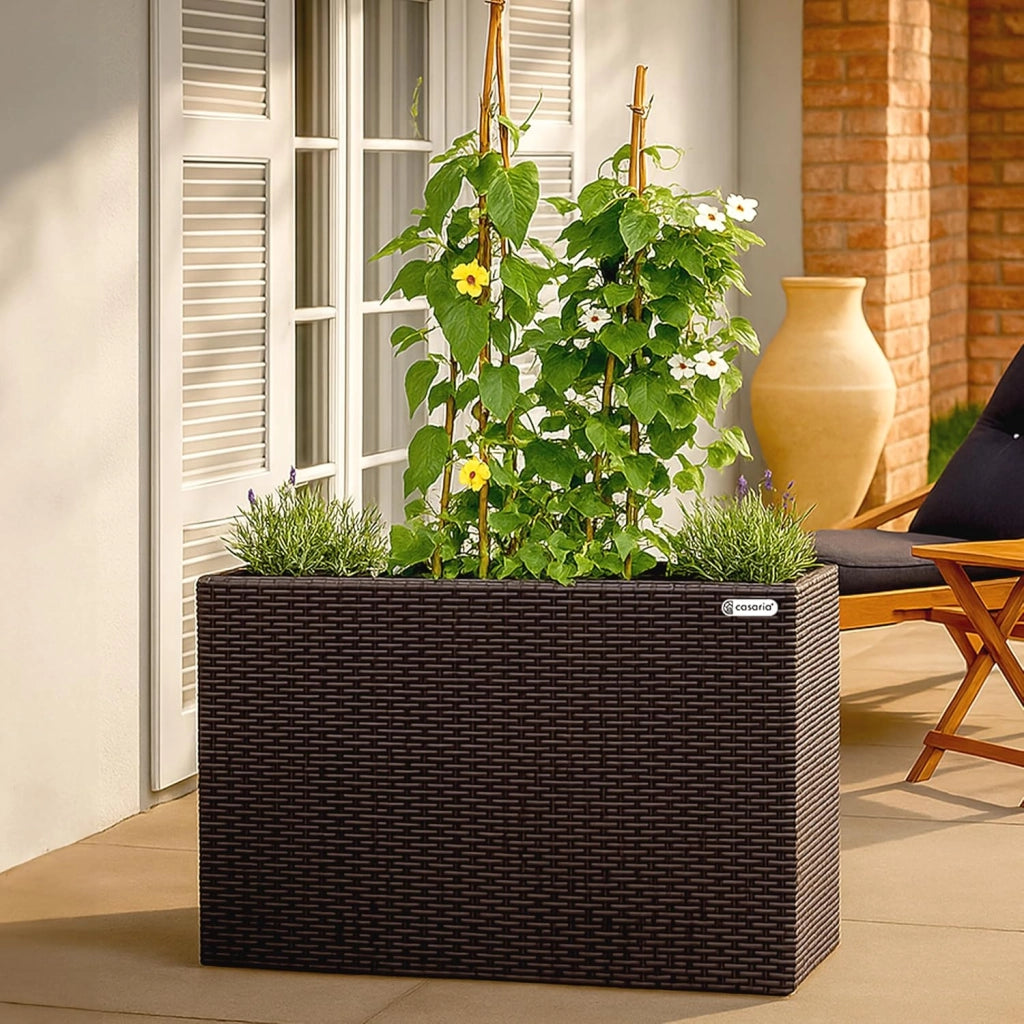 Fioriera Rettangolare 95x27x60 cm con 4 Vasi Interni in Polyrattan con Sistema di Drenaggio Fioriere Porta Vaso da Fiori Piante Divisorio Giardino Balcone Terrazza Marrone