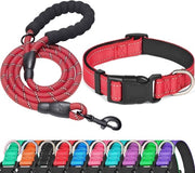 Halsband per cane riflettente con cinturino di nylon morbido, respirante e regolabile per cani piccoli, medi e grandi (medio (1 confezione), cinturino rosso + guaina)