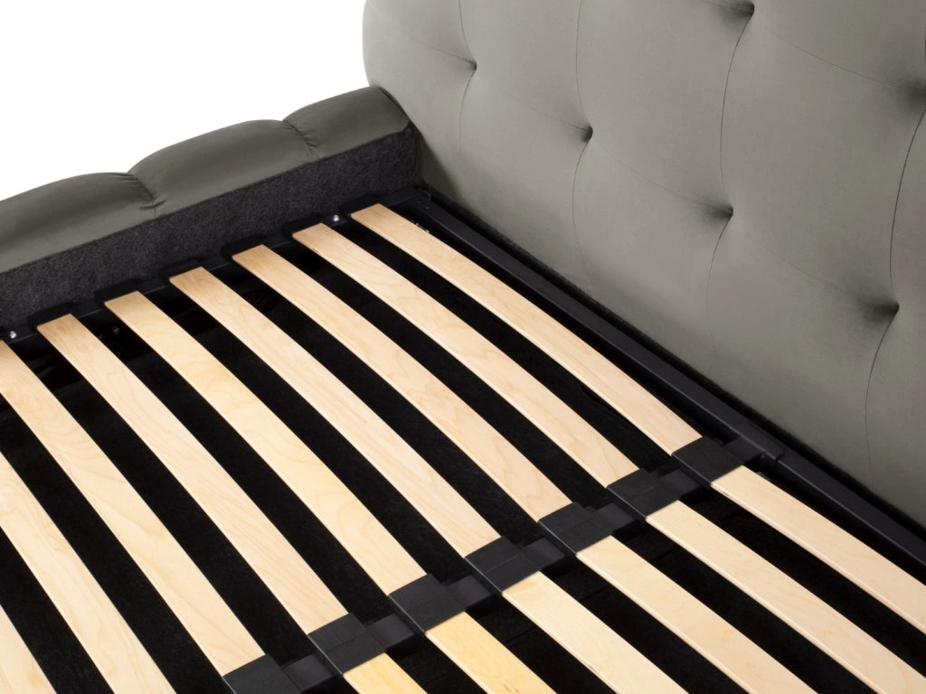 Cosmopolitan Design - Letto a cassettone con testiera "Bali" 180x200cm in velluto grigio chiaro 