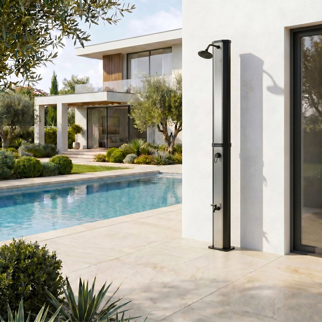 Doccia solare da giardino in PVC da 35L con pedana - Surya Silver & Dasar
