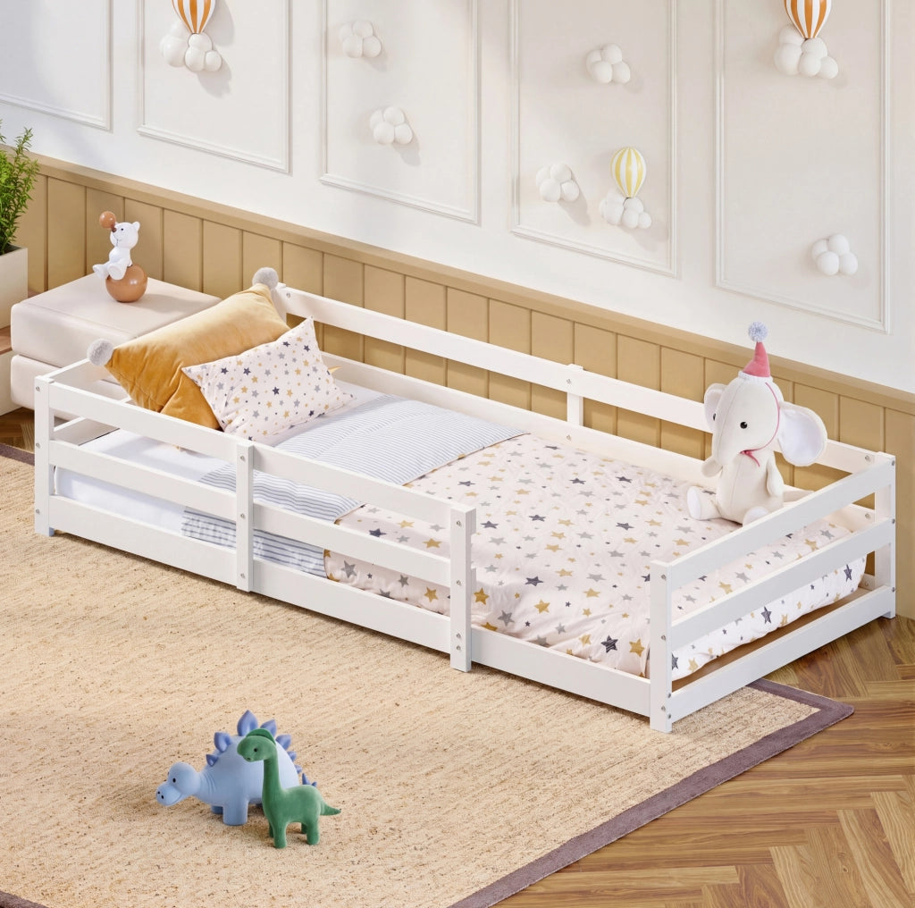Letto Montessori 90x200 cm con barriera di protezione e rete a doghe in legno di pino bianco