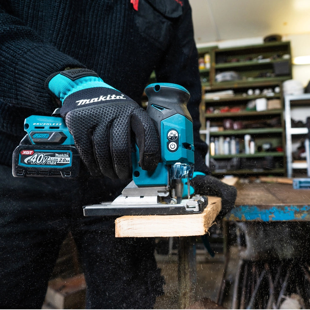 Seghetto alternativo Makita 40V solo corpo macchina 135mm capacità JV001GZ