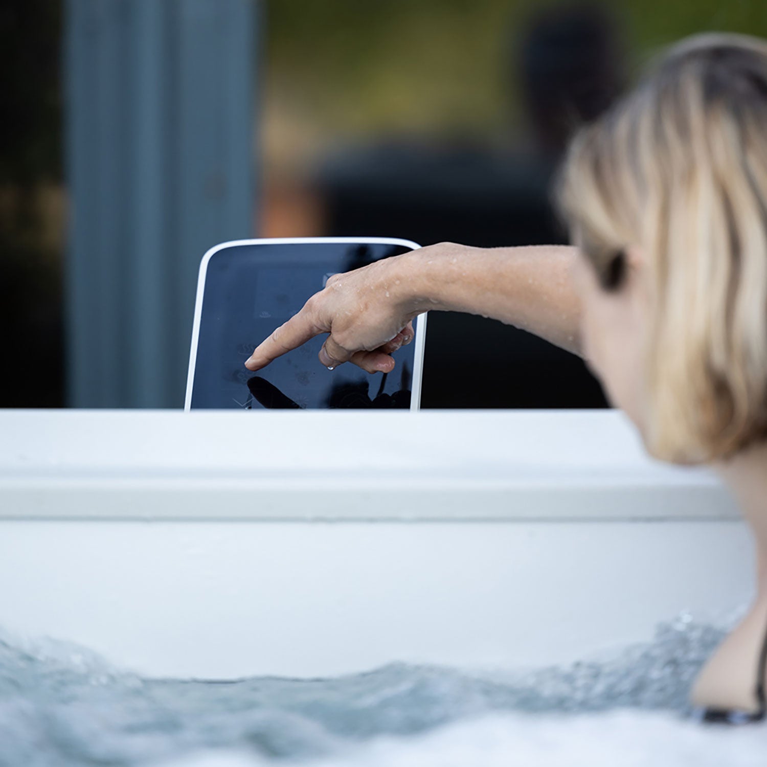 Vasca Idromassaggio da Esterno Spa Smontabile 180x180x65 cm 6 Persone Oslo Plus Pannello OLED