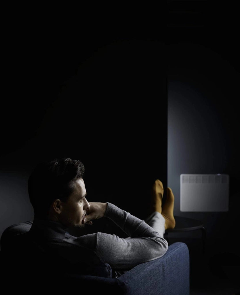casa Technik 236534 parete Termoconvettore WKL 1505 per circa 15 m², Riscaldamento 1500 W, 5 – 30 gradi C, da appendere a parete, Display LCD, Timer settimanale, Metallo, colore: bianco