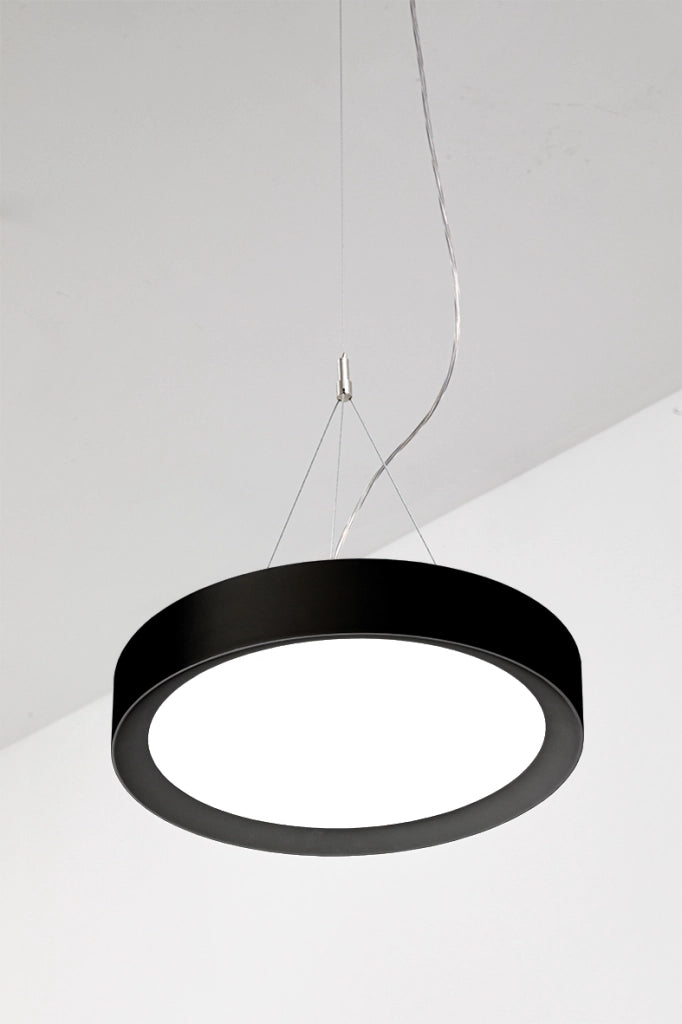 PLATE – Lampada a Sospensione LED 30W IP40 CRI90, CCT Switch 2700-3000-4000K, Struttura in Alluminio Nero - Rossini Illuminazione