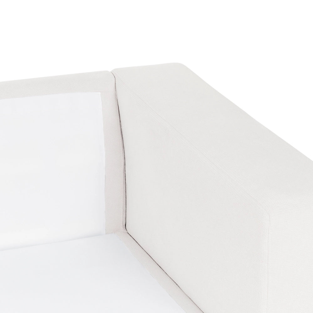 Divano angolare a 4 posti a sinistra Tessuto bianco Braccioli imbottiti a binario Cuscini aggiuntivi Stile moderno minimalista