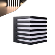 APPLIQUE LED CUBO IN ALLUMINIO NERO E PVC BIANCO LUCE CALDA 3000K ILLUMINAZIONE MODERNA DA ESTERNO IP54 - ELEGANZA FUNZIONALE PER GIARDINI E VIALETTI