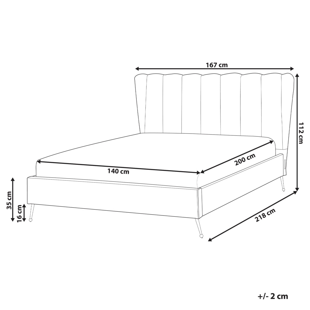 Letto in velluto beige tortora rivestito con gambe in metallo dorato UE Dimensioni doppie 140 x 200 cm con testata con porta USB Camera da letto moderna e glam.