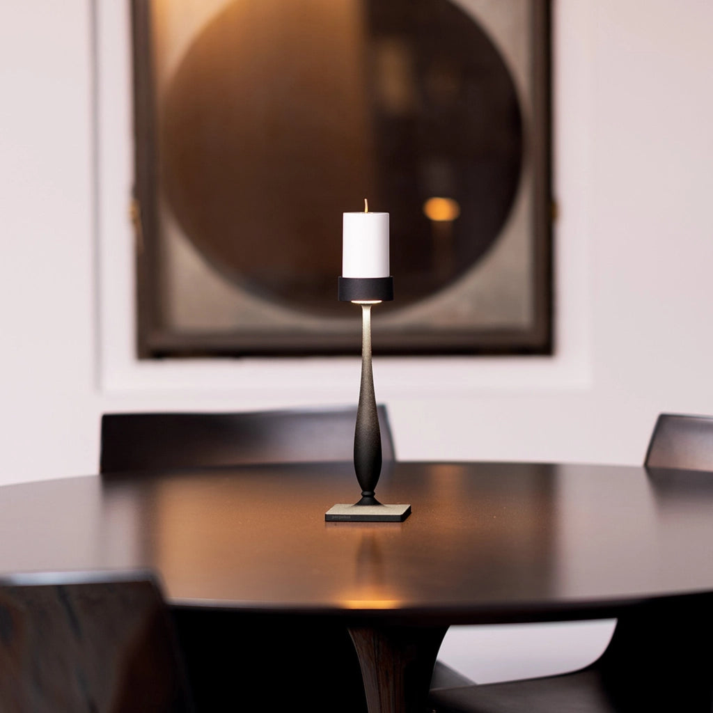 Perpetua Lampada da tavolo barocca senza fili in alluminio pressofuso, finitura nera, modulo LED con batteria sostituibile e dimmer touch integrato