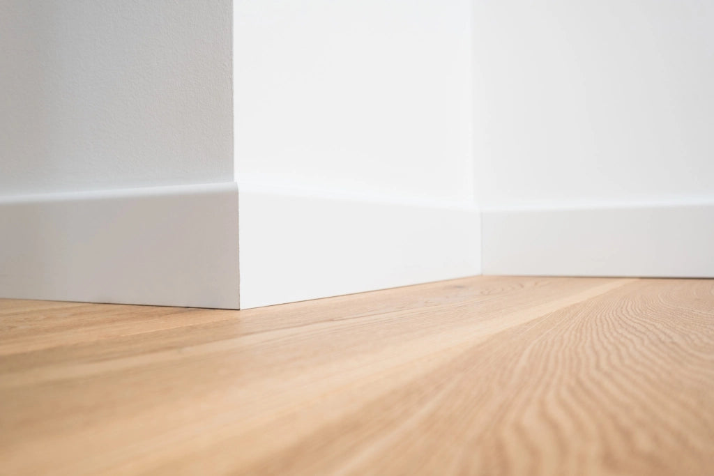 BATTISCOPA PER LAMINATO 'FIX' Col. Rovere bianco per col. Lodos e Bora - 2,4 metrilineari