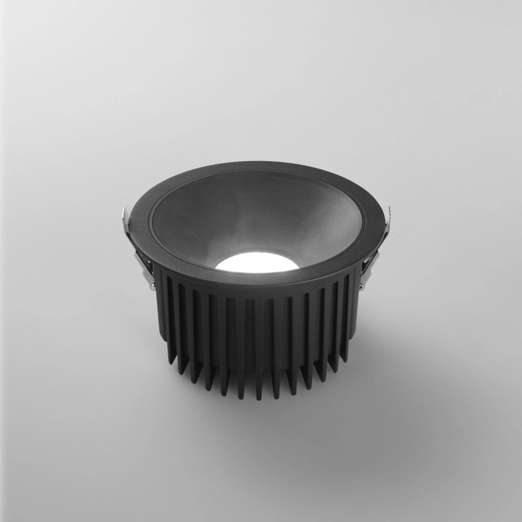 INCASSO QUANTUM R4 DA NERO 40W 6000LMCCT 3000K-4000K IP44 18,5X10,9CM