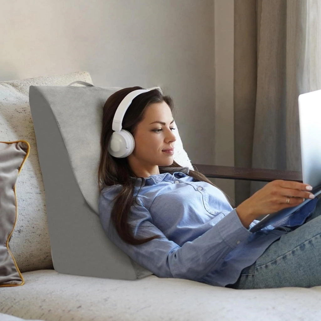 Cuscino a Cuneo per Letto e Divano, Cuscino con Design Curvo unico e Fodera Lavabile, Cuscino a Cuneo Ergonomico in Spugna, per Camera da Letto, Soggiorno