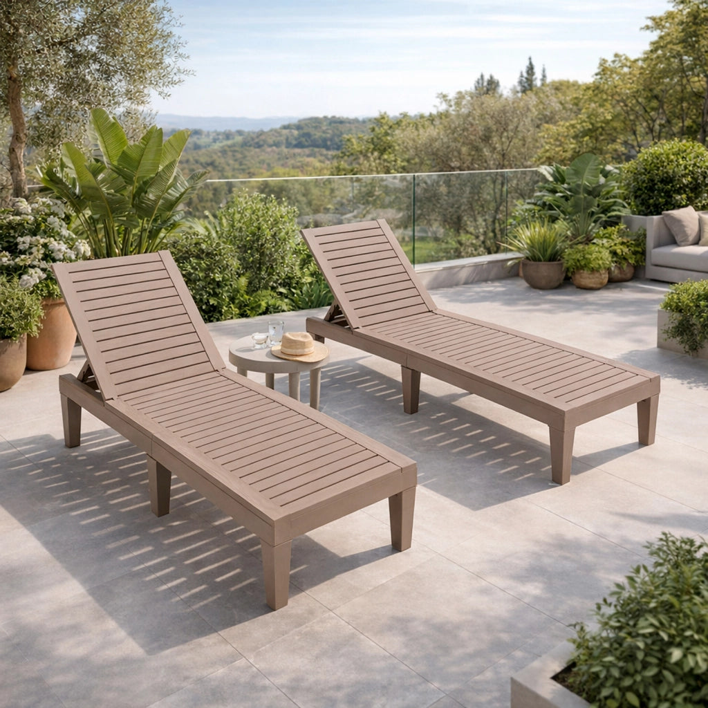 Set 2 Lettini Prendisole Con Schienale Reclinabile 5 Posizioni In Polipropilene Effetto Legno Per Piscina Giardino Spa 190 x 57.5 x 29 Cm Marrone