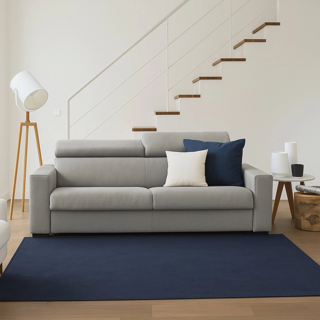 Divano fisso Kiev, Divano a 2 posti, Made in Italy, SofÒ  Soggiorno, in tessuto imbottito, con poggiatesta regolabili e Braccioli standard, cm 180x95h85, Grigio