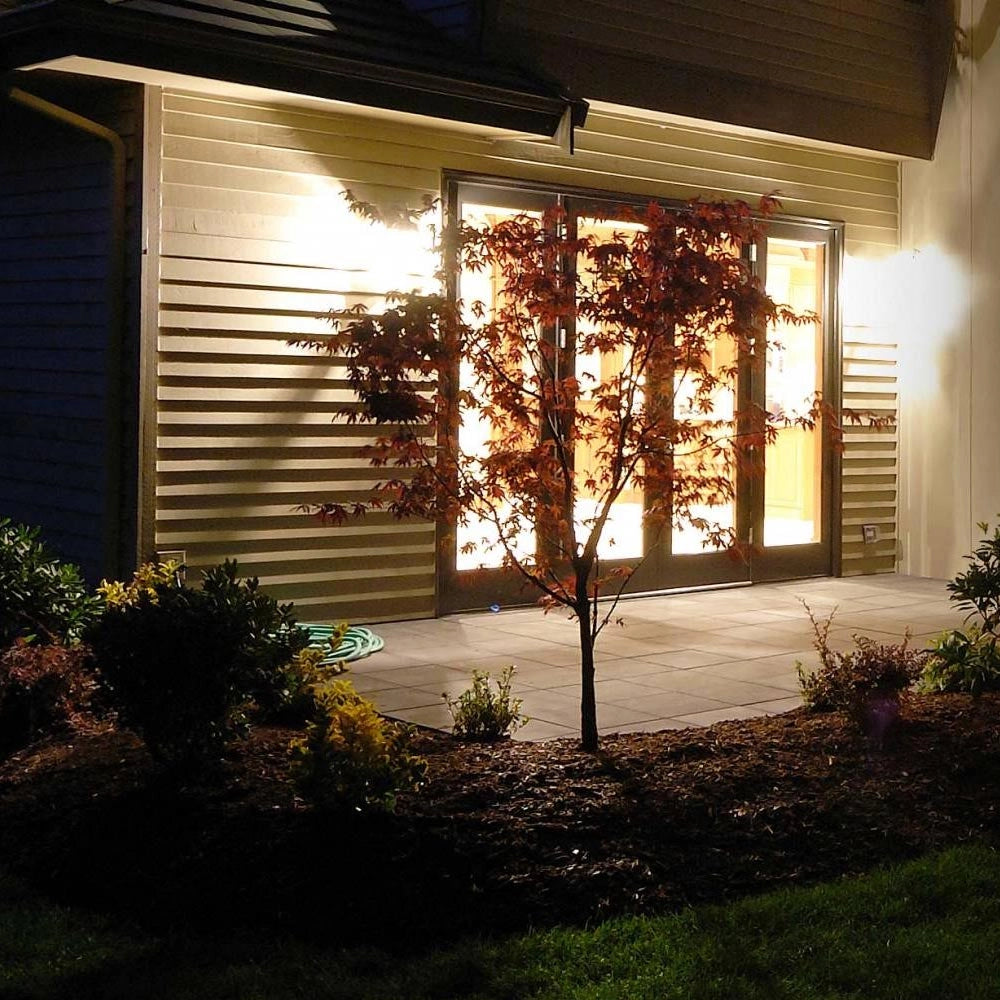 Faro LED 30W Luce alta Luminosità 3700lm Faretto Esterno con Sensore Movimento