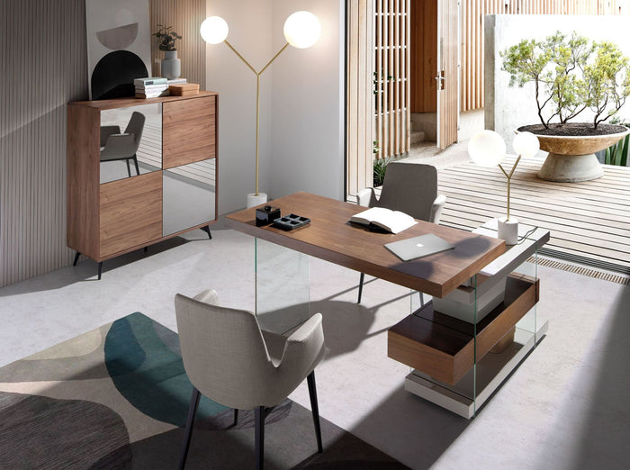 Scrivania in legno grigio e vetro temperato con piano in noce