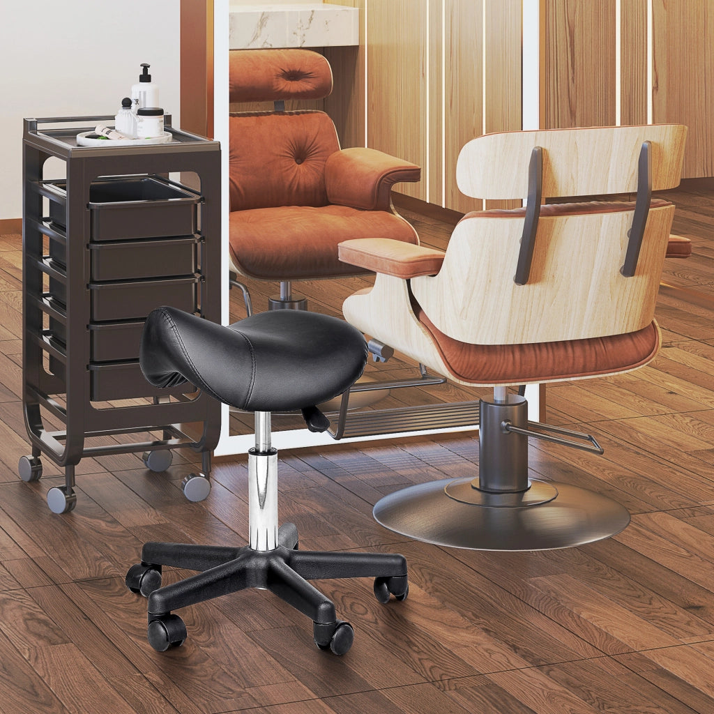 Sgabello girevole regolabile in altezza con ruote e seduta ergonomica per salone e studio, in ecopelle nera