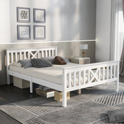 Letto matrimoniale 140x200 cm con testiera a X e doghe incluse; in legno massello bianco