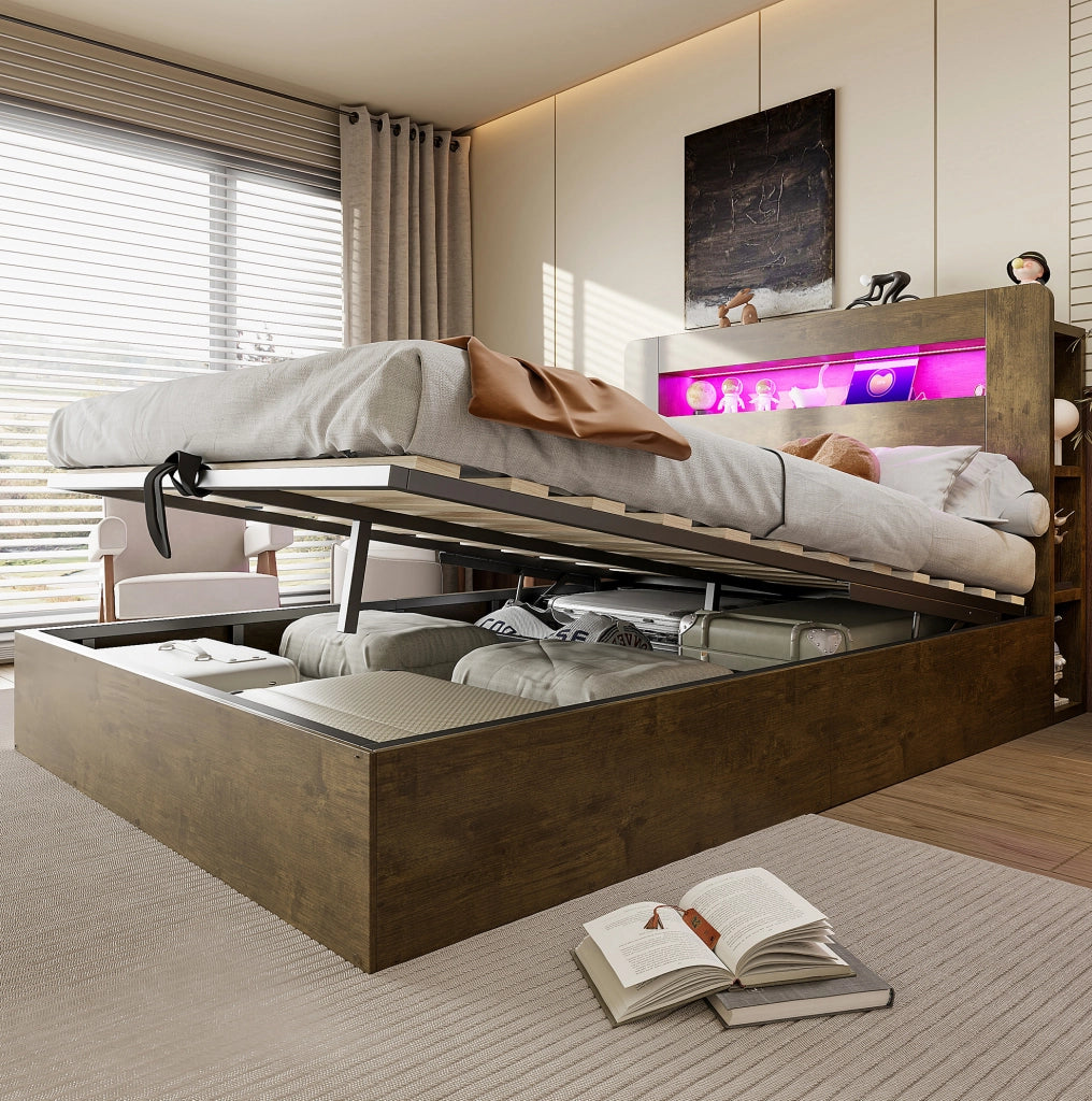 Letto 140x200 con contenitore idraulico, LED e prese