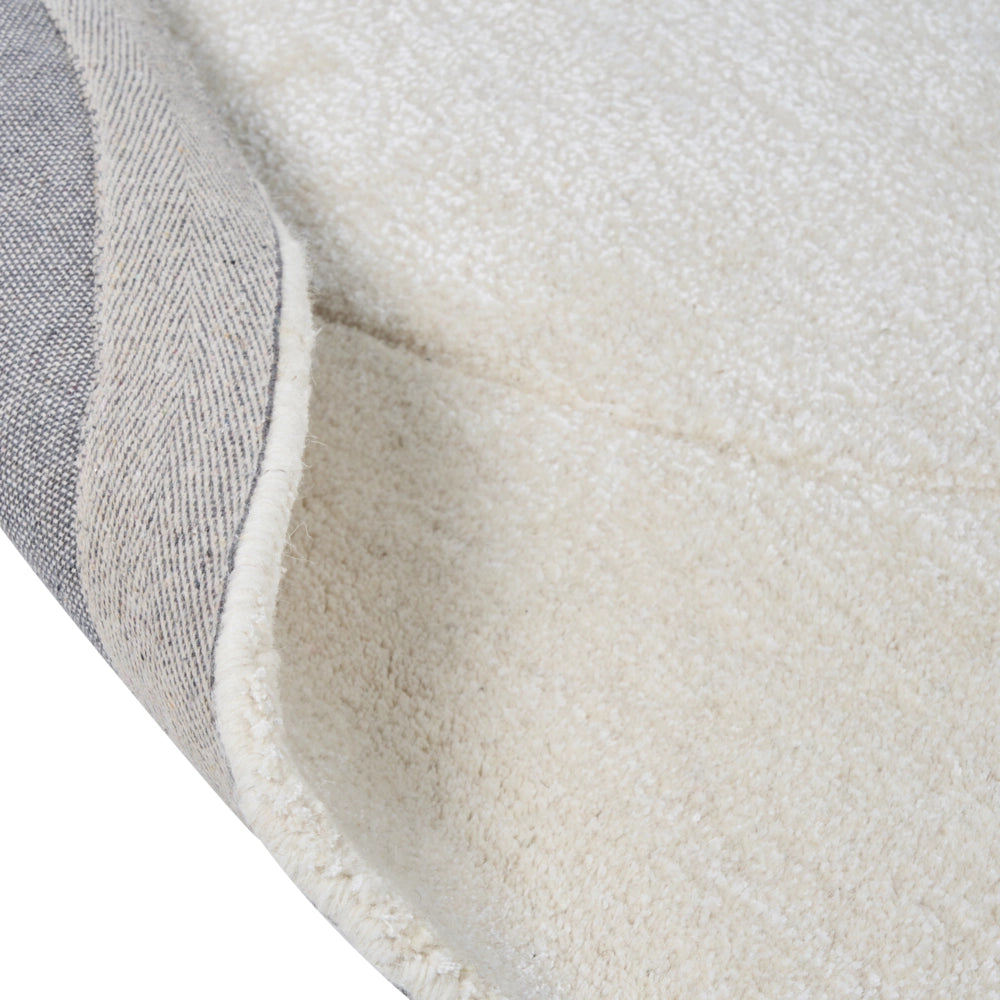 Tappeto in viscosa organico a forma di fagiolo beige 160 x 230 cm soggiorno camera da letto
