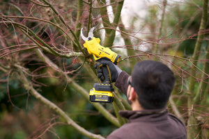 Stanley Fatmax SFMCPP32M1 – Cesoia Batteria Potature 18V + Batteria 4 ah