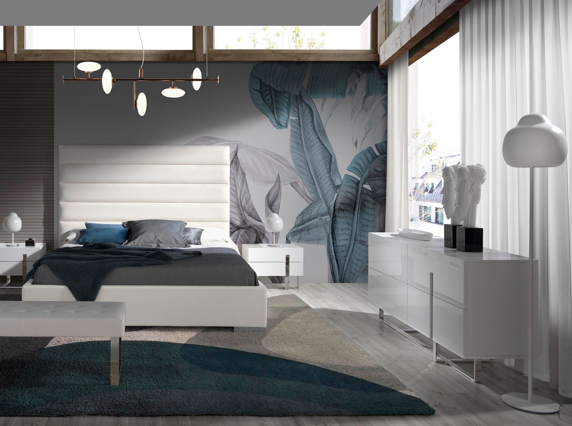 Credenza in legno bianco e acciaio cromato