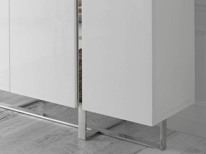 Credenza alta in legno bianco e acciaio cromato
