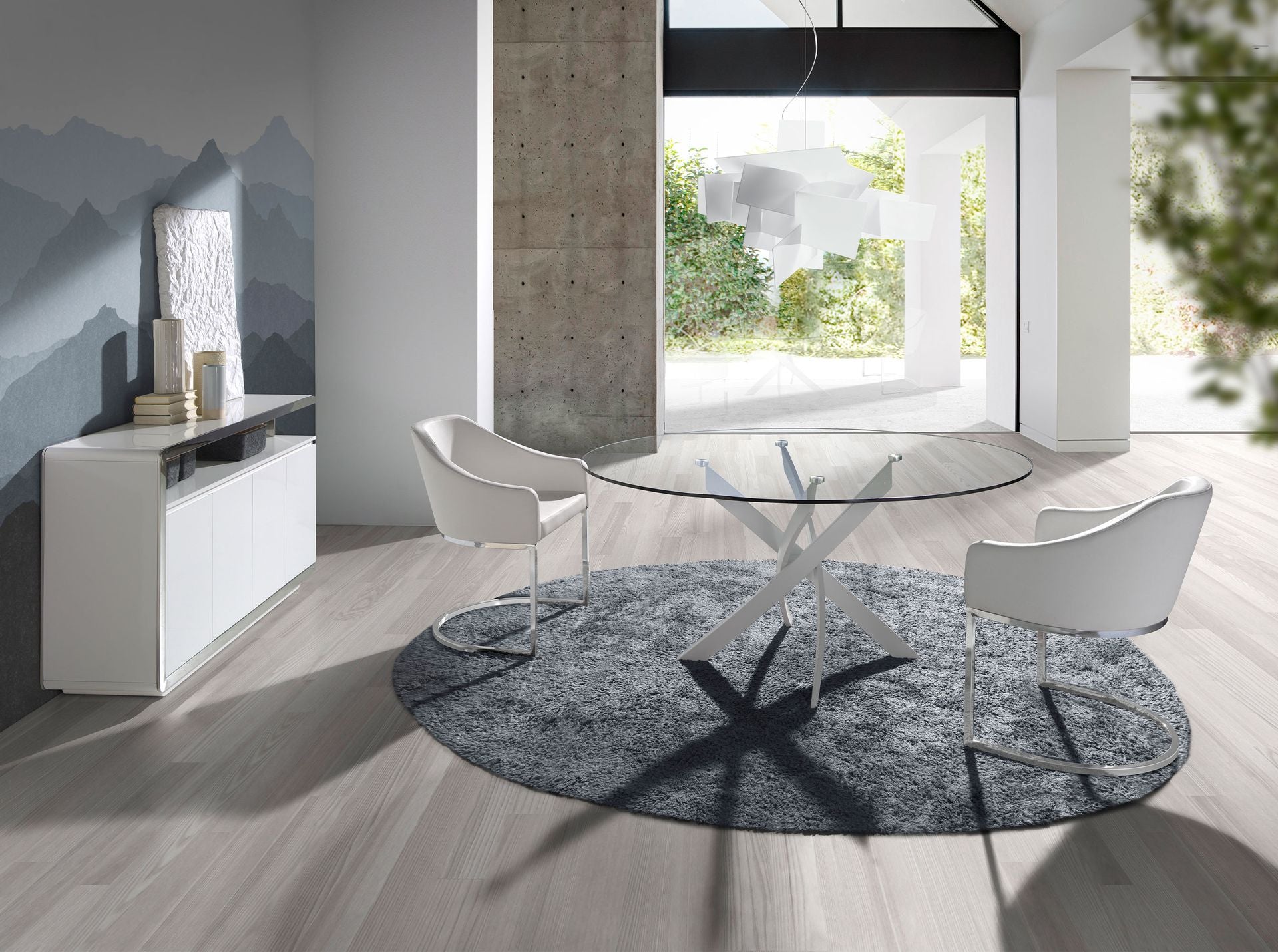 Credenza legno bianco e base in acciaio cromato