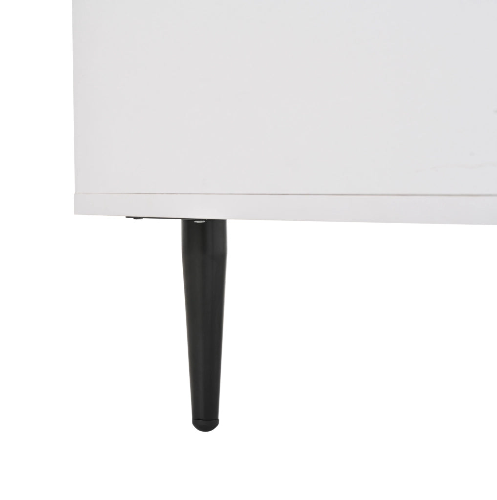 Tavolino elevabile con LED e spazio contenitivo nascosto