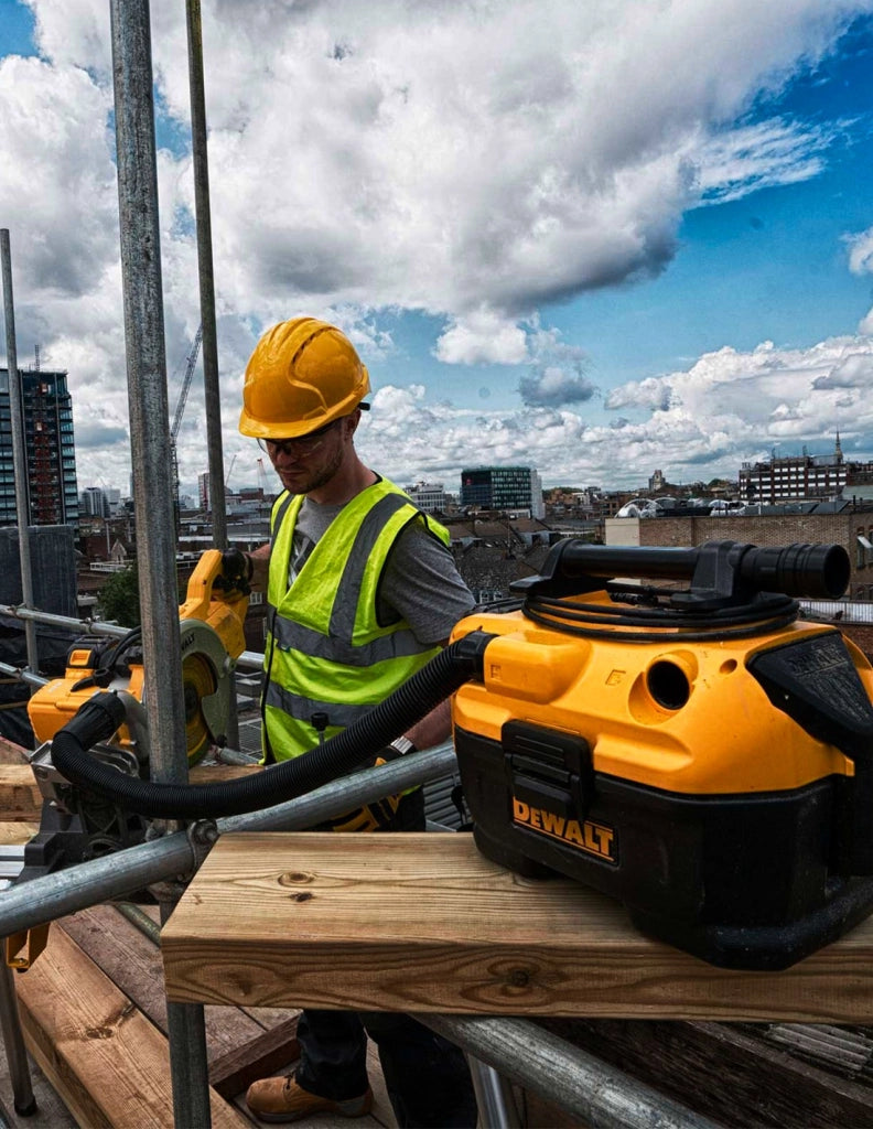 Aspiratore DeWALT DCV584L (Solo corpo)