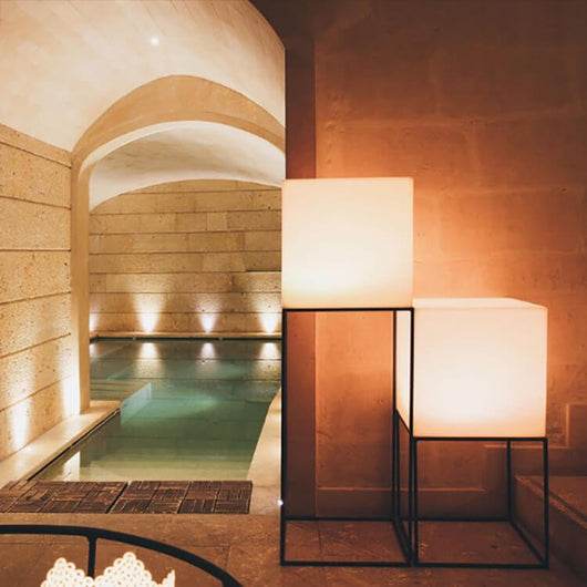 Cubo luminoso in Polipropilene cm 40x40x40 - DARIN