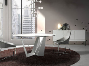 Credenza in legno bianco e vetro temperato