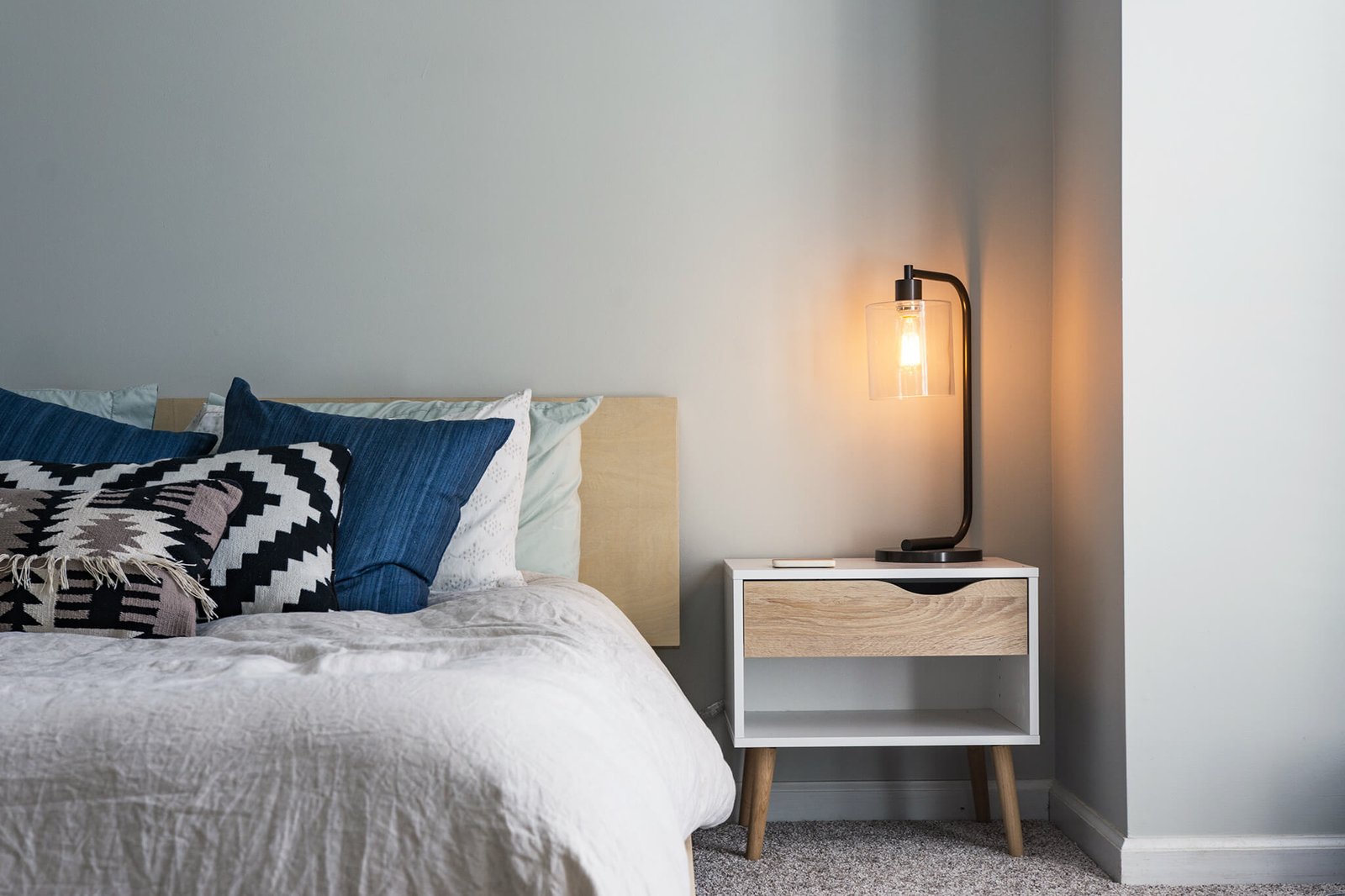 Comodino Moderno in Legno Composito cm 80x39x49 7 - PALMER